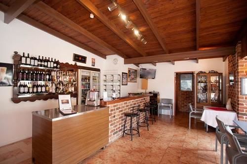 Motel Riverview Motor 3*
